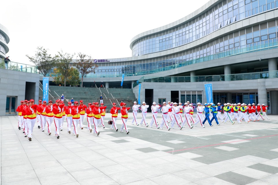 动作存在的, 参与学员们